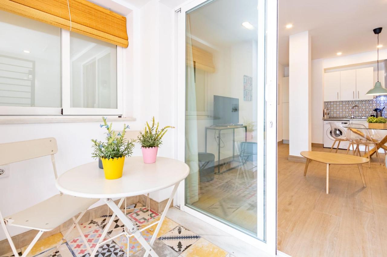 Apartament Nine O'Clock Metrosol Sewilla Zewnętrze zdjęcie
