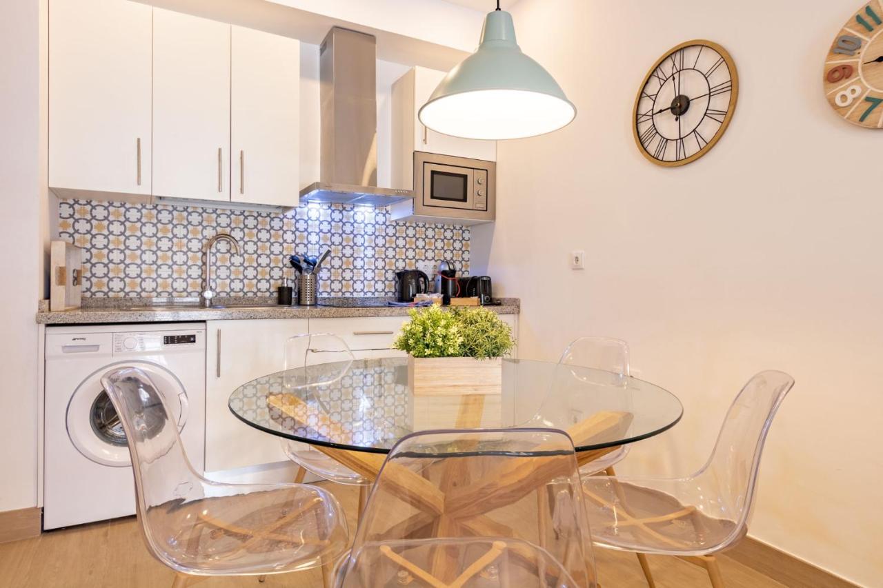Apartament Nine O'Clock Metrosol Sewilla Zewnętrze zdjęcie
