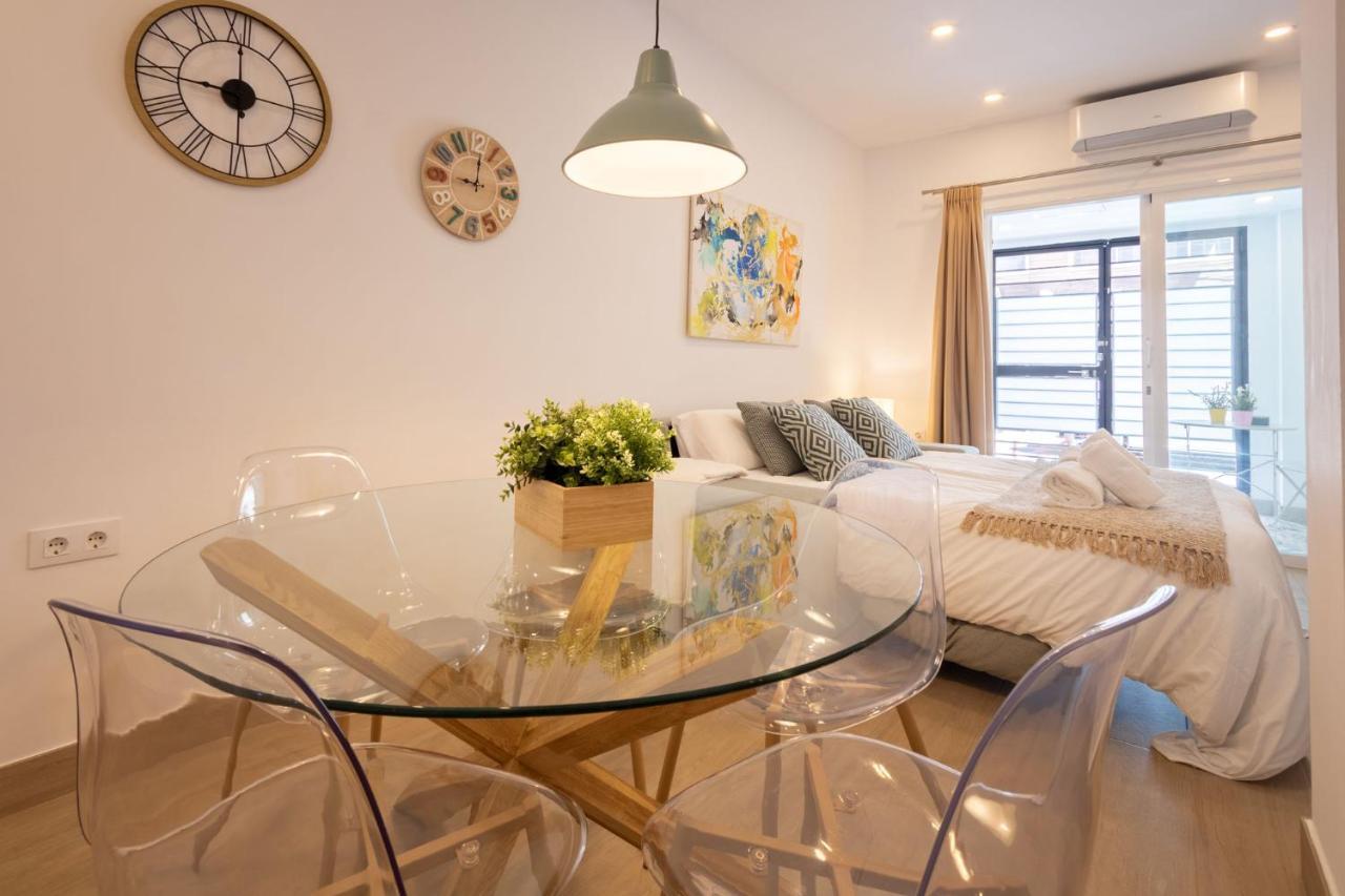 Apartament Nine O'Clock Metrosol Sewilla Zewnętrze zdjęcie