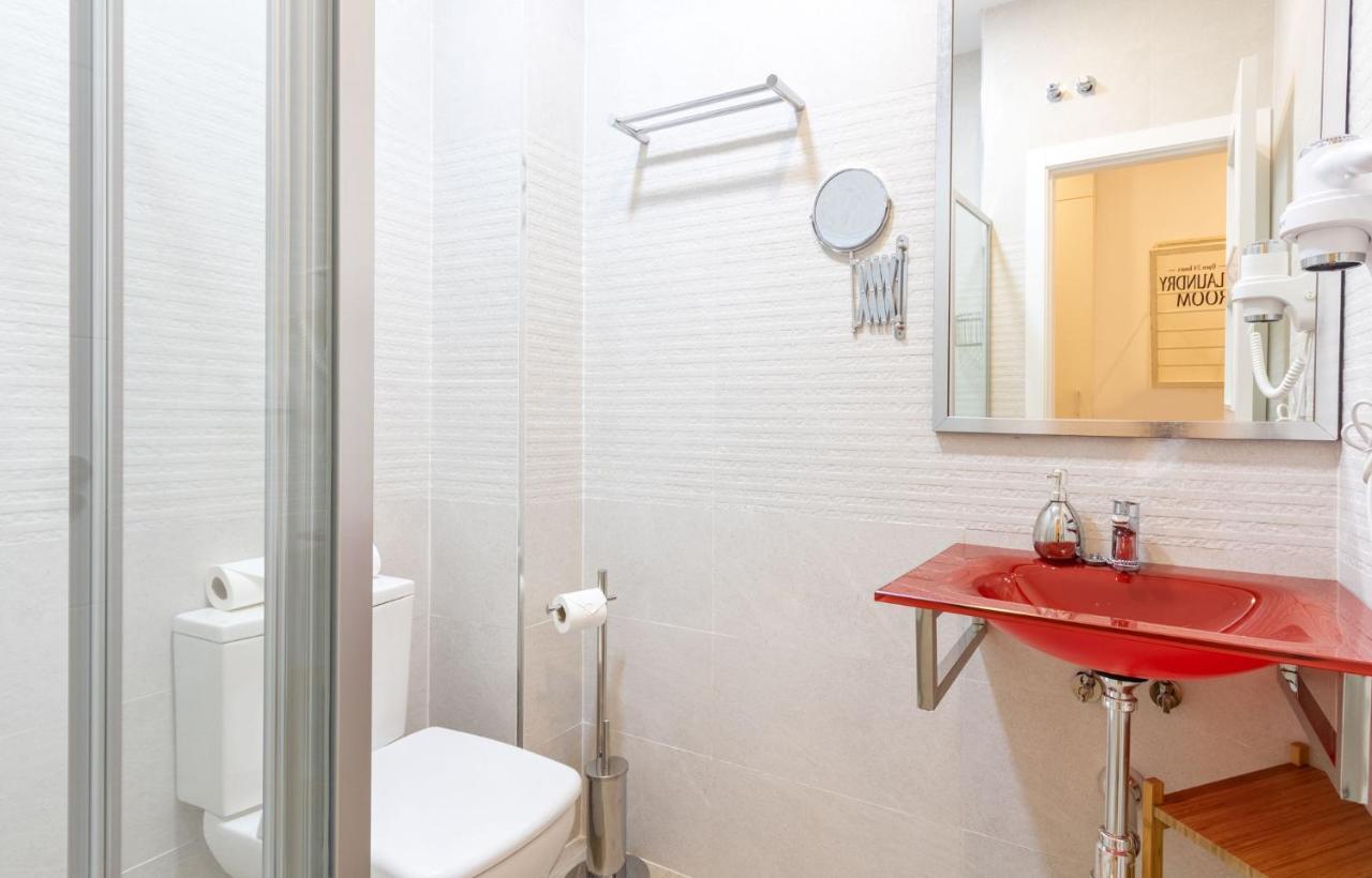 Apartament Nine O'Clock Metrosol Sewilla Zewnętrze zdjęcie