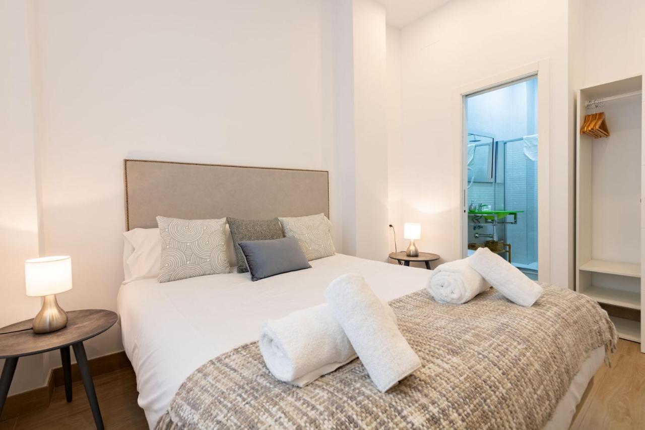 Apartament Nine O'Clock Metrosol Sewilla Zewnętrze zdjęcie