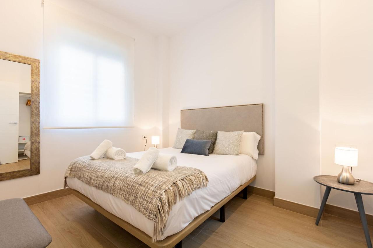 Apartament Nine O'Clock Metrosol Sewilla Zewnętrze zdjęcie