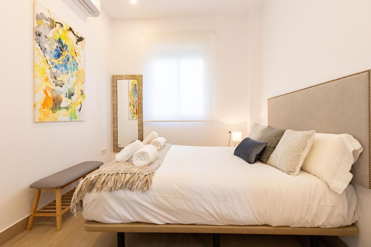 Apartament Nine O'Clock Metrosol Sewilla Zewnętrze zdjęcie