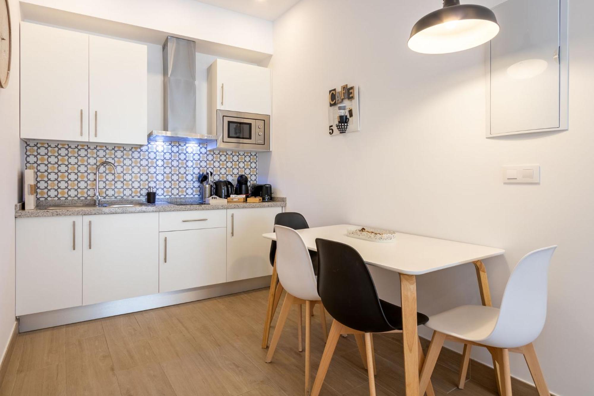 Apartament Nine O'Clock Metrosol Sewilla Pokój zdjęcie