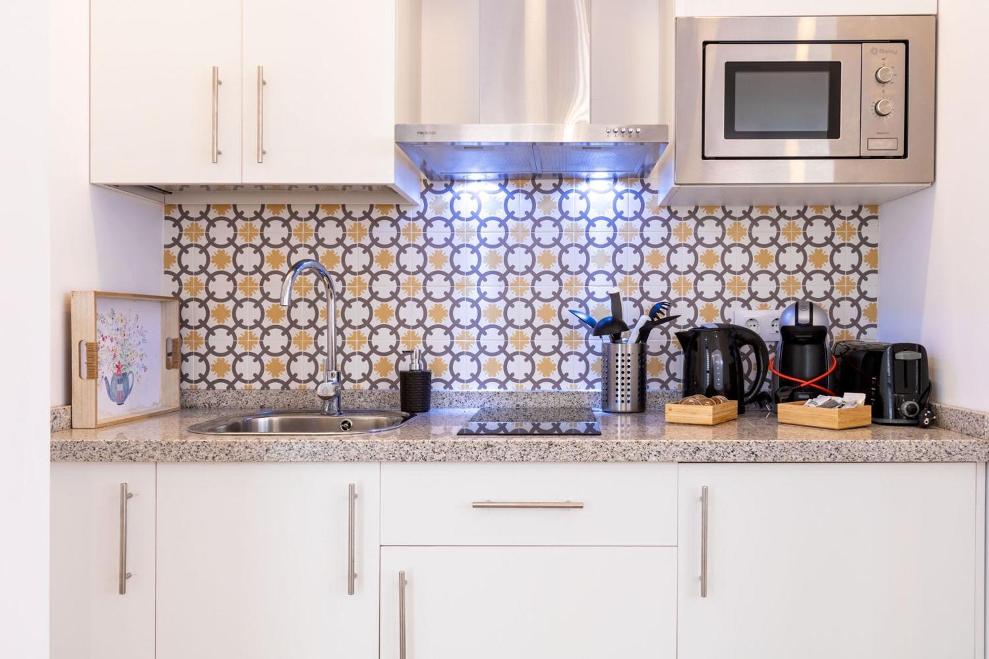 Apartament Nine O'Clock Metrosol Sewilla Pokój zdjęcie
